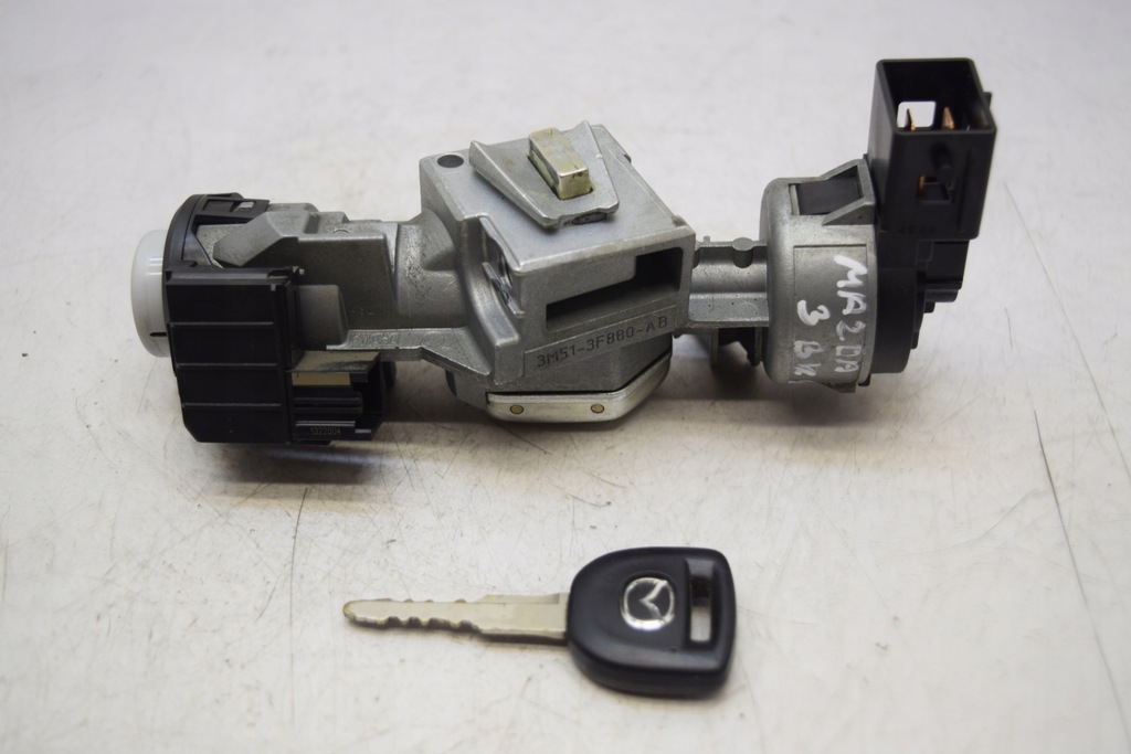 фото №10, Mazda 3 bk 2.0 бензин набор стартовый замок зажигания бортовой компьютер