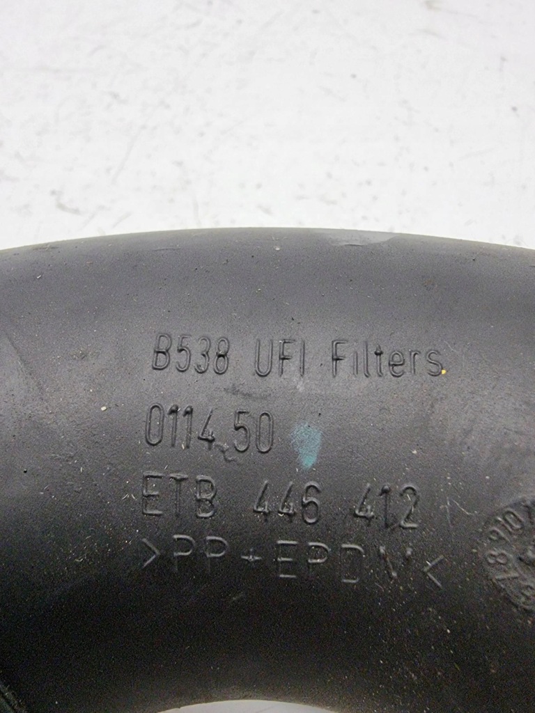 Alfa romeo giulietta 2010 частина труби впуску повітря в Україні