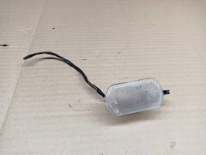 фото №1, Лампа освещение бардачка skoda yeti octavia superb ii