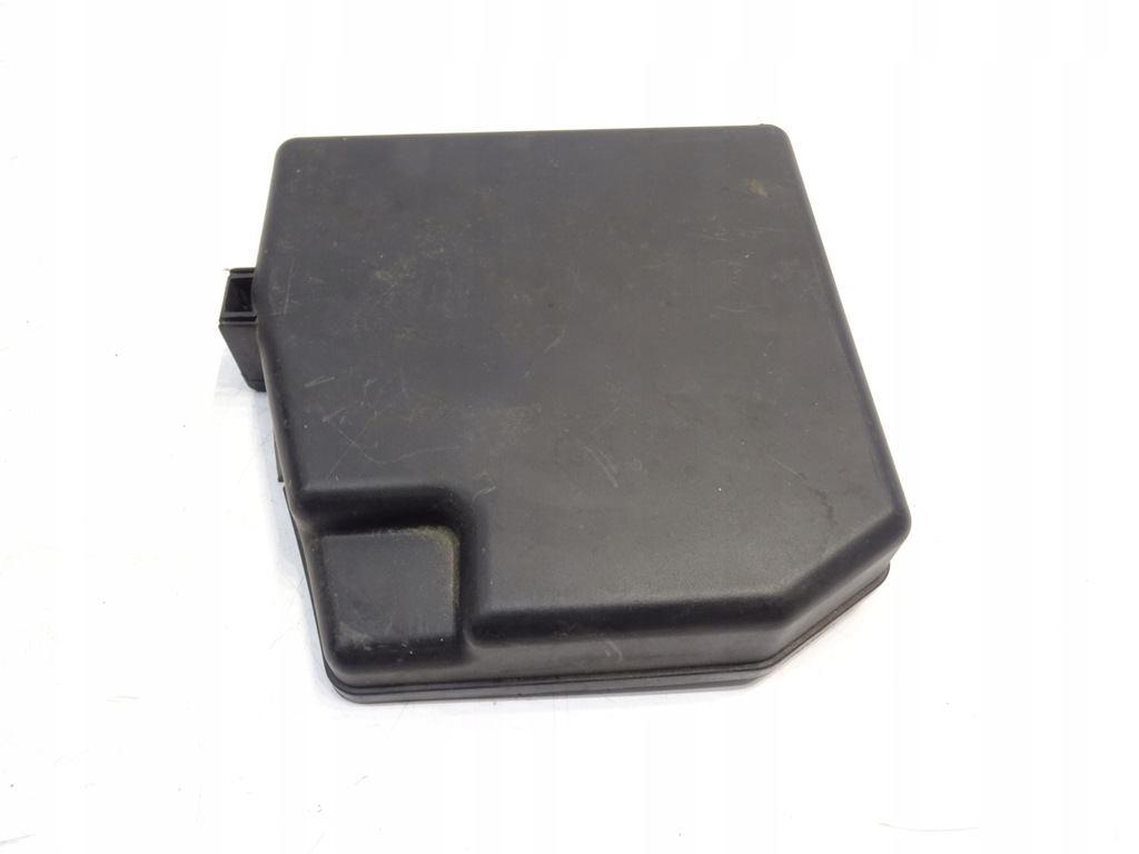 фото №1, Крышка баллончик предохранителей toyota yaris ii 2006-2011