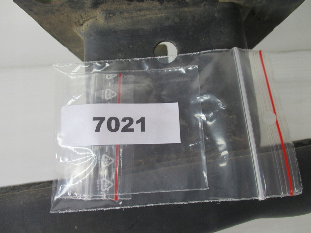 фото №11, Балка заднього бампера volkswagen passat b6 оригінальний номер