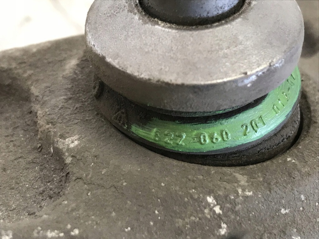 фото №8, Mercedes w205 важіль лівий передній a20513