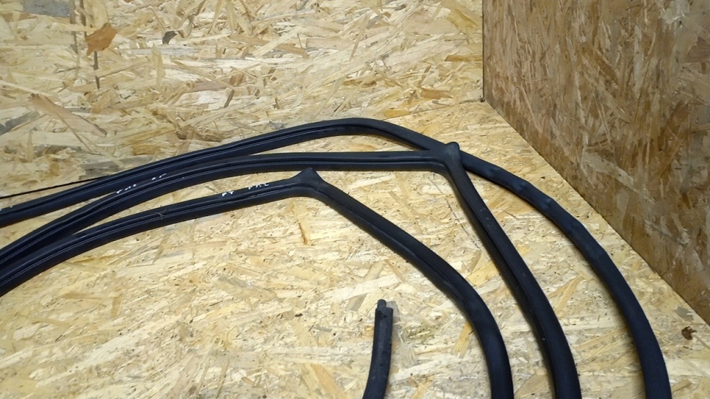 фото №4, Nissan primera p 12 2.2 прокладка дверь крышки