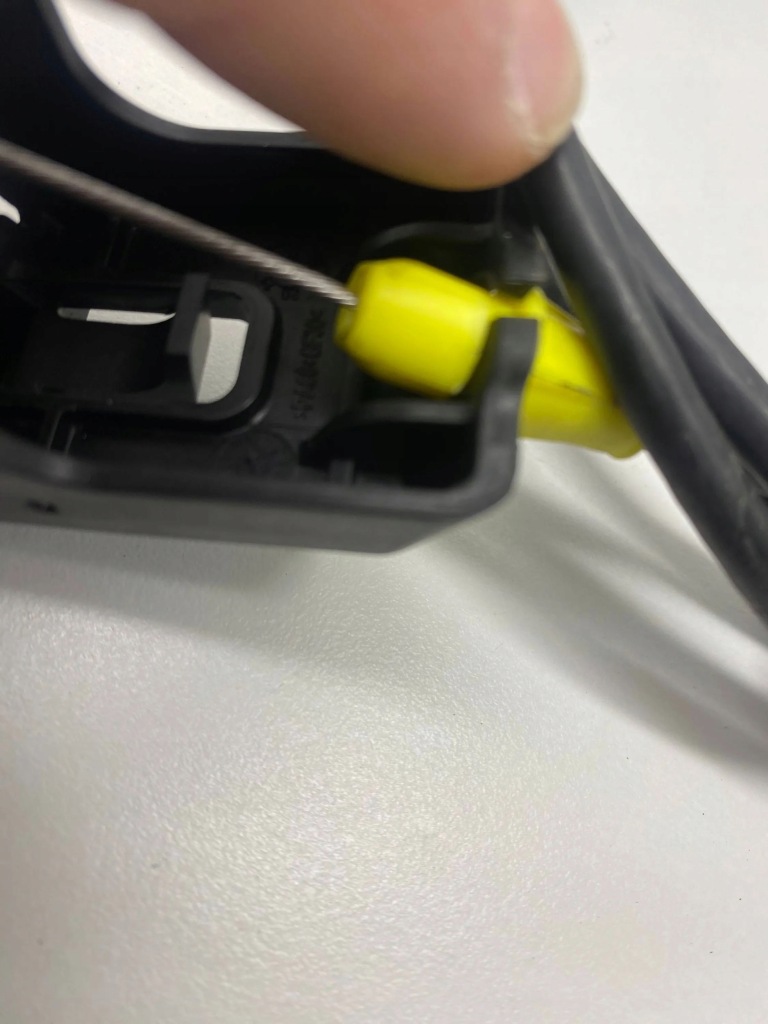 Chevrolet traverse 2 2020 трос в Україні