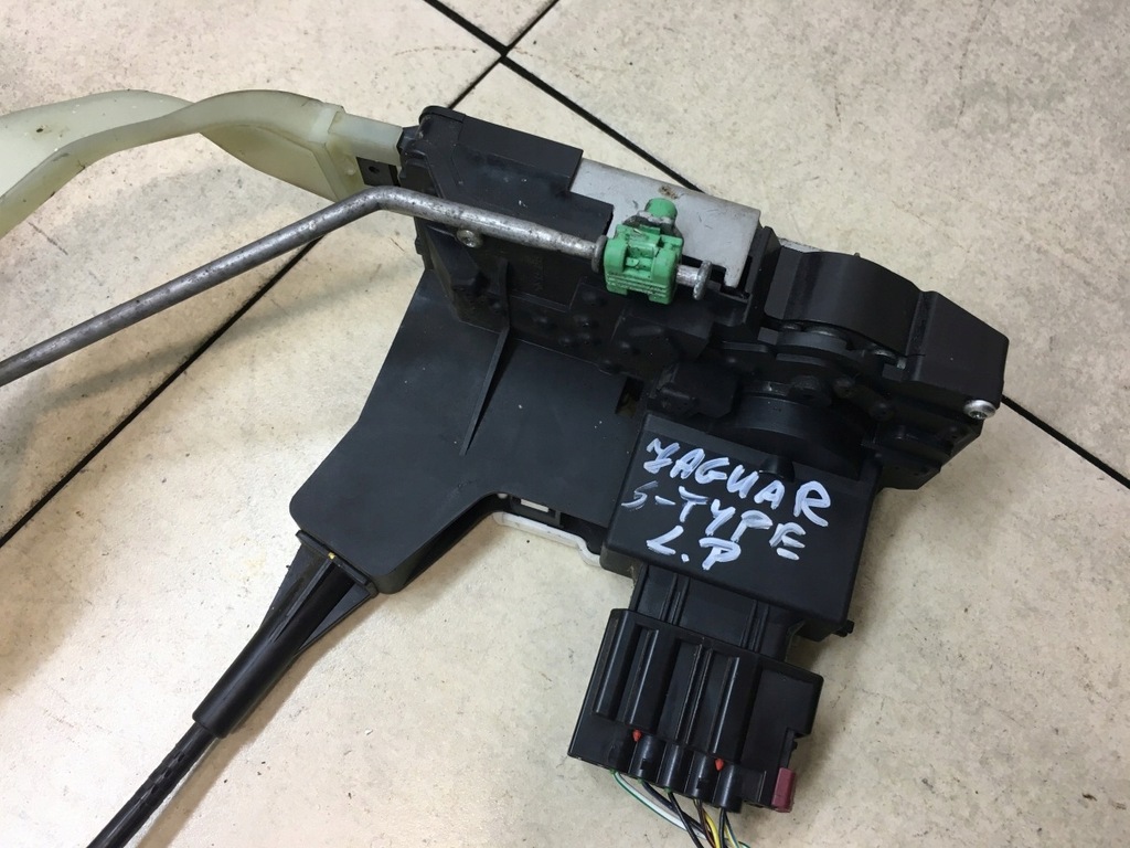 фото №2, Замок дверь левый перед s-type ii x200 9 pin