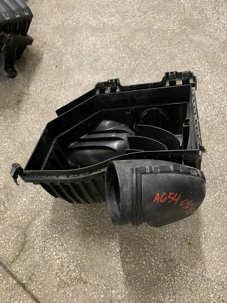 Купити A6540942500 корпус фільтра повітря mercedes оригінал