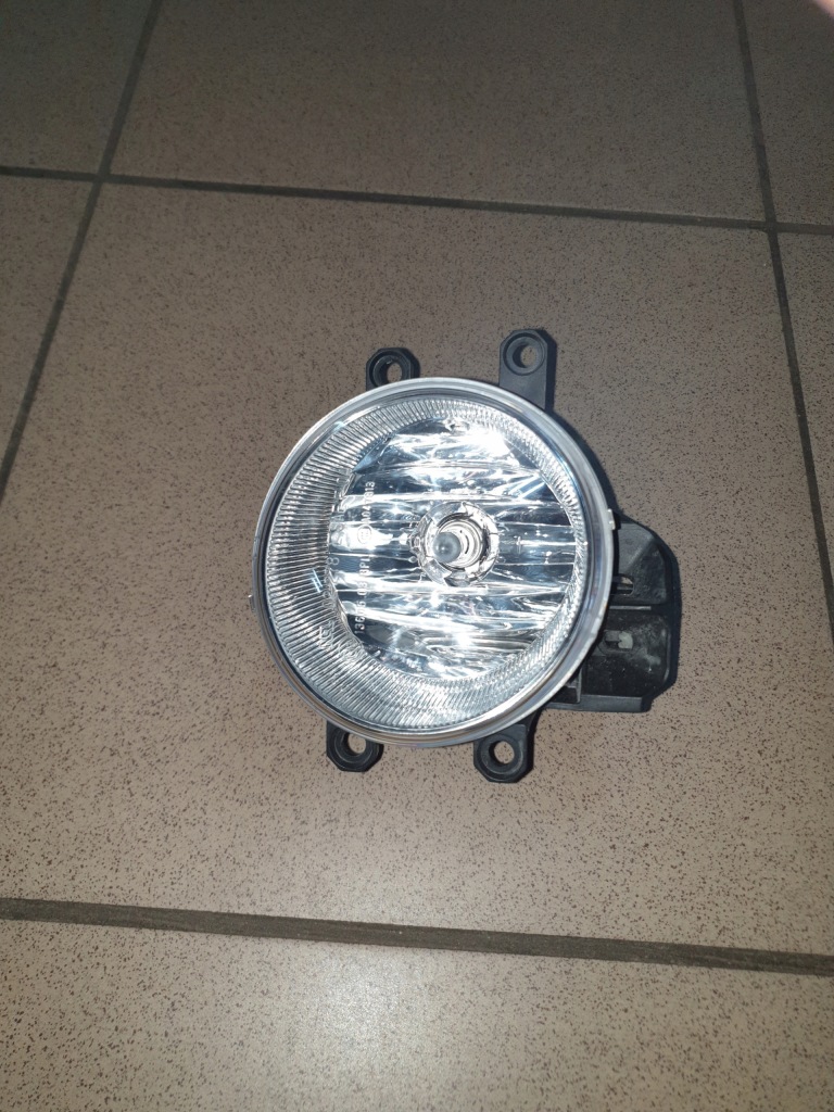 фото №1, Toyota highlander противотуманная фара перед левый 81220-02160
