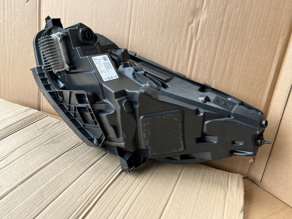 фото №7, Лампа права передня tesla model 3 iii y lift kpl