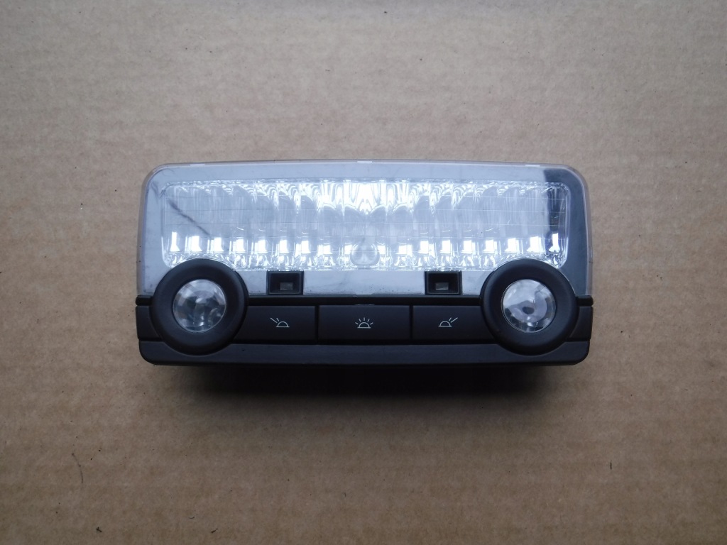 фото №1, Лампа потолочный bmw f01 07 65701000