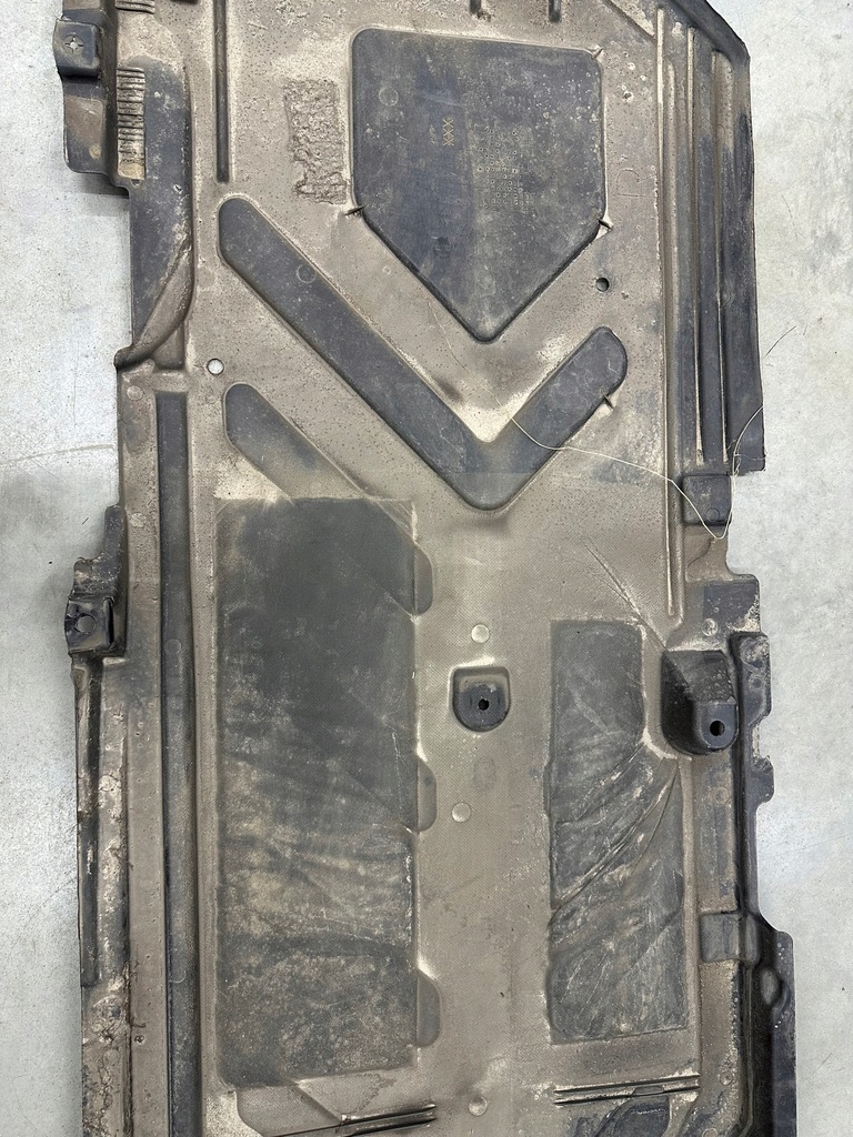 фото №11, Плита защита нижняя mercedes e klasa w213 a2136801509 правая оригинальный номер