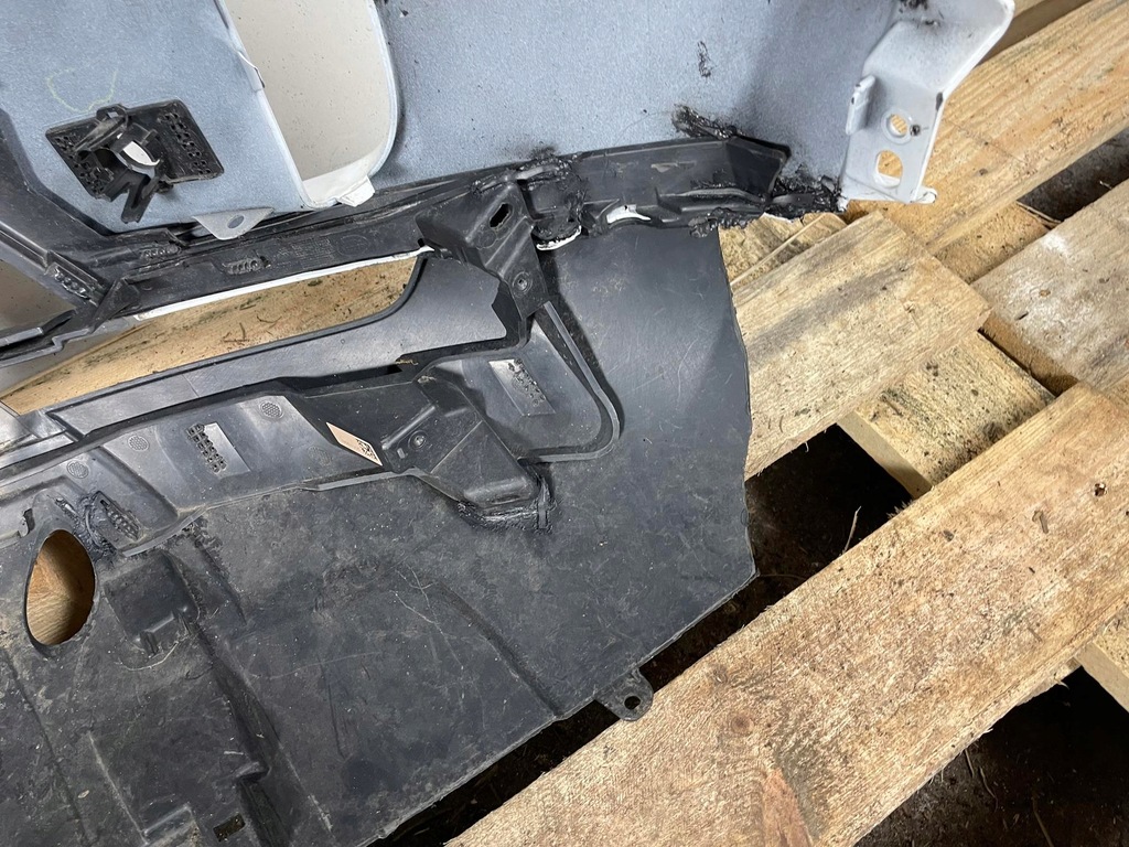 фото №7, Бампер перед передній land rover discovery v 2016-