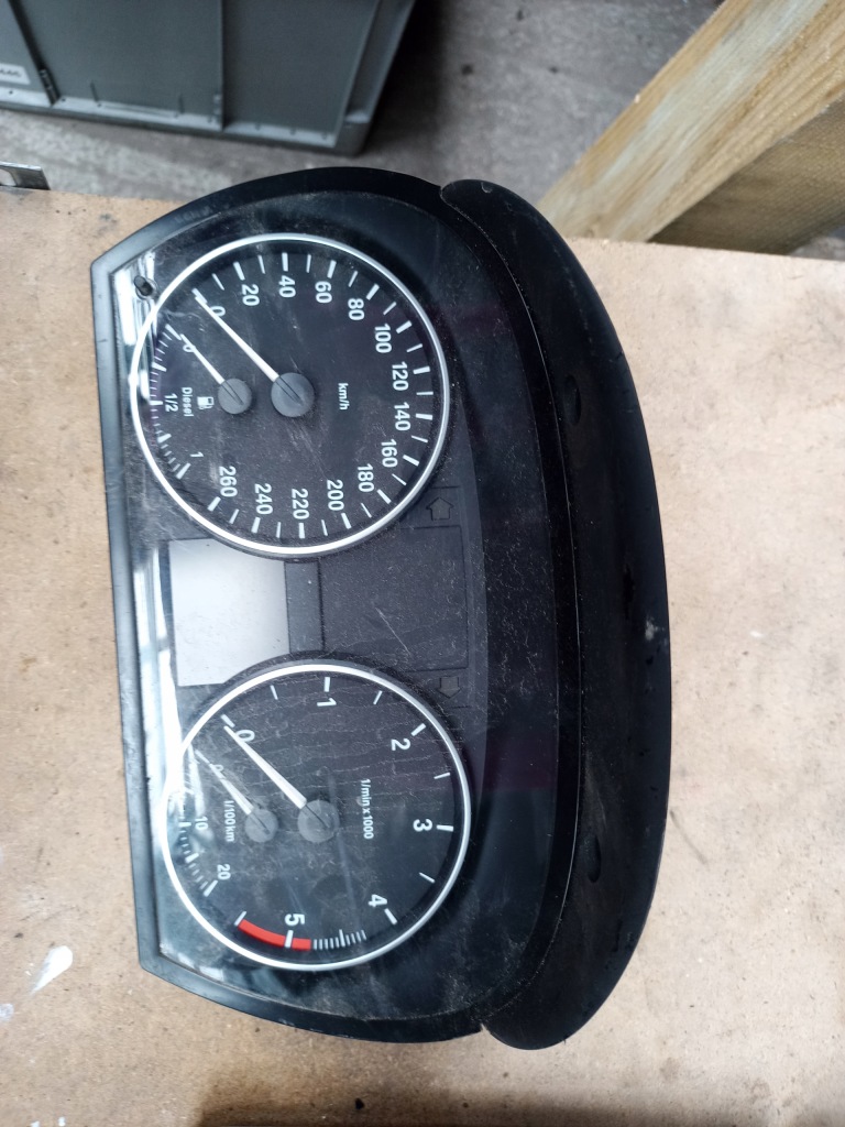 фото №1, Bmw e90 лічильник приладова панель 1025350-62