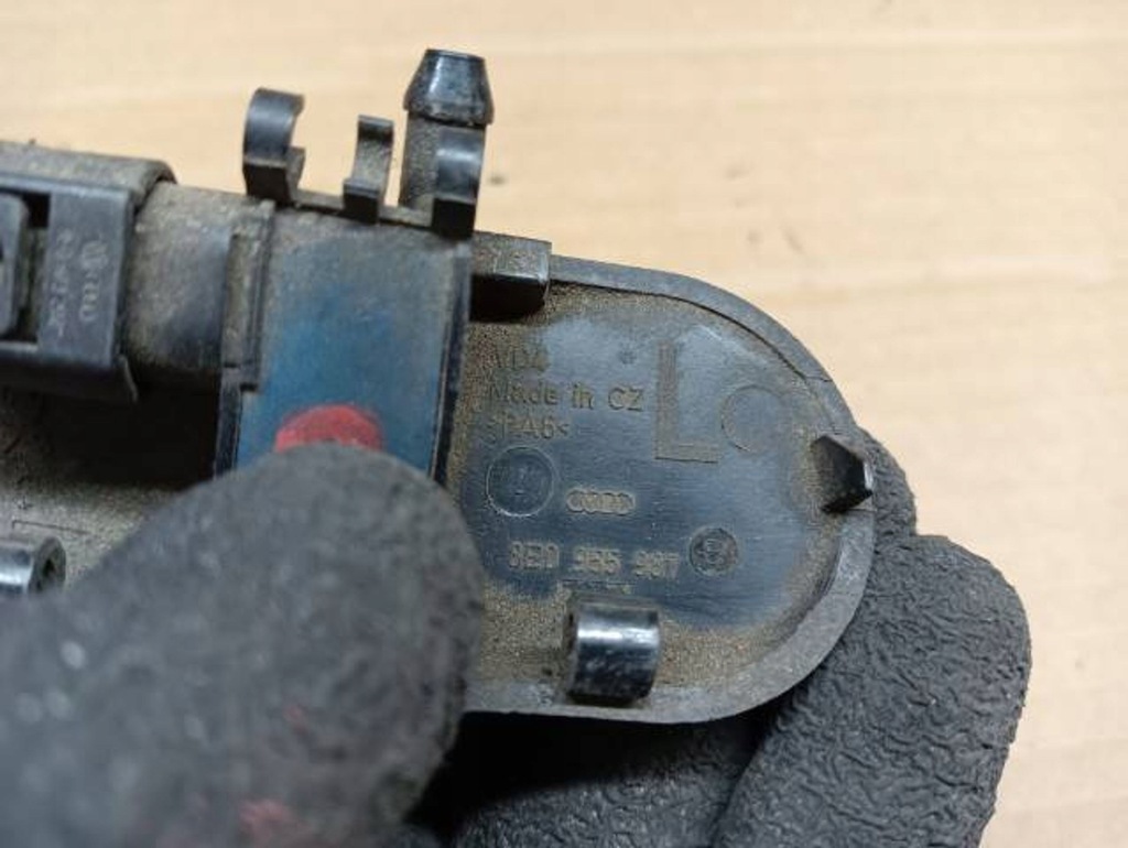 фото №5, Насадка омивача ліва 8e0955987 audi a6 a8 d3