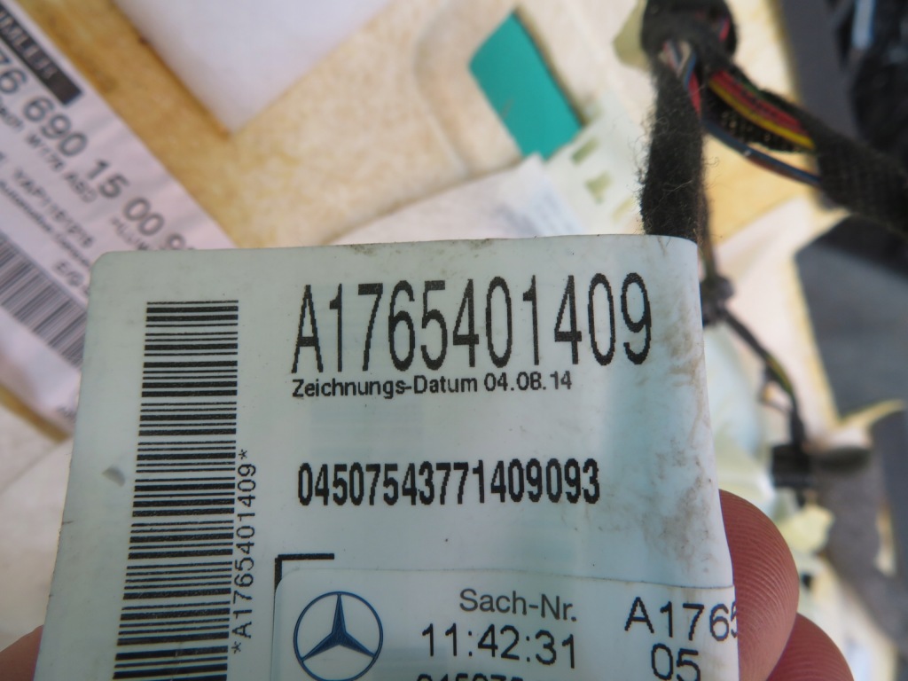 фото №12, Стеля панорама mercedes w176 amg a klasa 17r