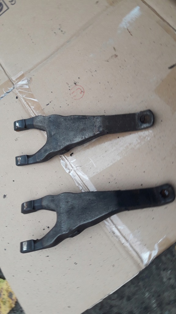 фото №8, Mazda 323 f premacy 626 2.0 td ditd mpv 6 2.0 citd кронштейн зчеплення вилка