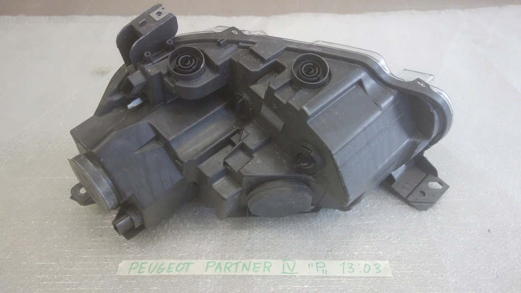 фото №4, Лампа передняя правая peugeot partner rifter iv