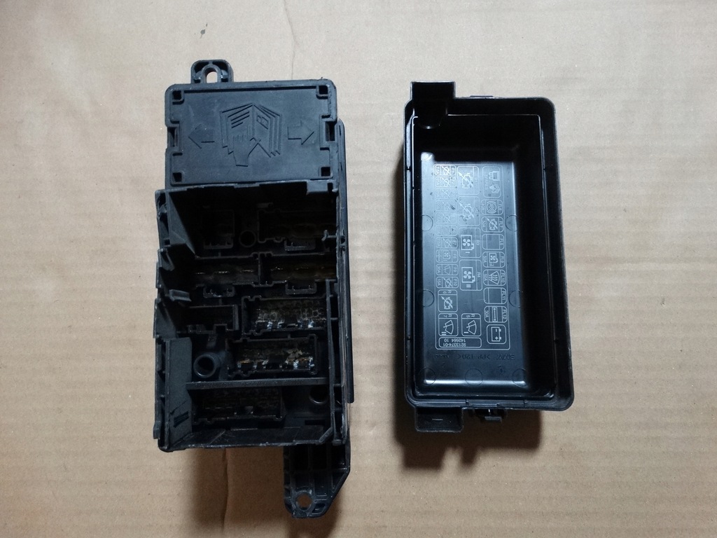 фото №3, Коробка предохранителей mini r56 r55 r58 r59 r60 1