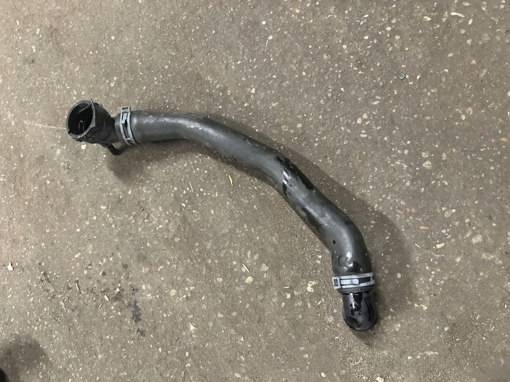 фото №1, Vw golf vii 5g труба шланг води 1.6 tdi