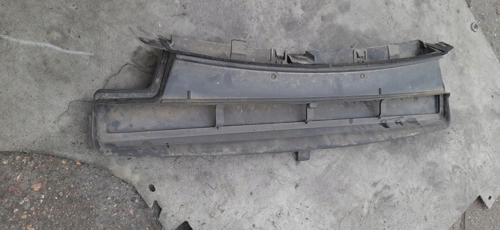 Купить Впуск руль воздуха ловушка peugeot 5008 1 9683140380