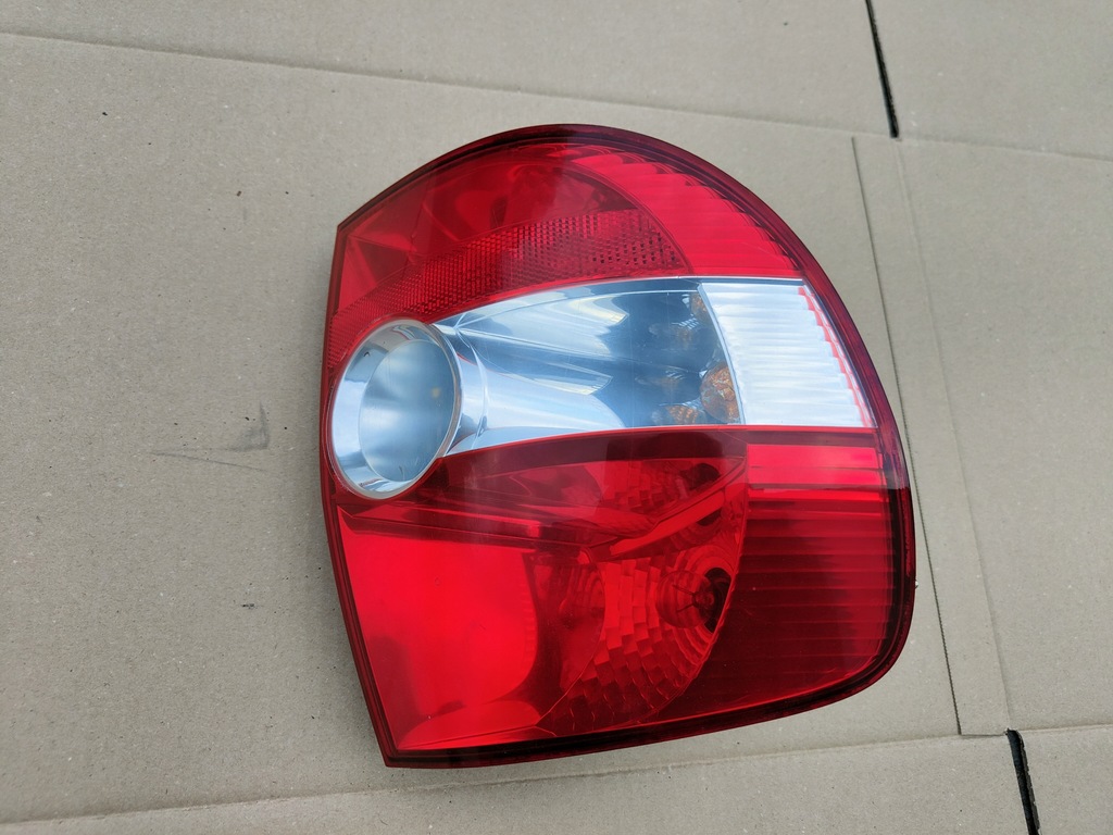 фото №1, Лампа правая задняя задняя vw fox 3d eu