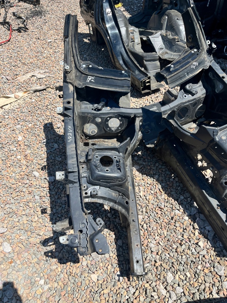 фото №3, Bmw x1 e84 чверть підкрилок лонжерон перед ліва