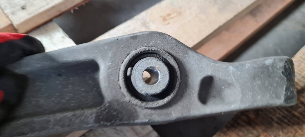 фото №13, A6 c8 4k рычаг правый перед передний 4m0407156e a7 4k q7 q8 4m