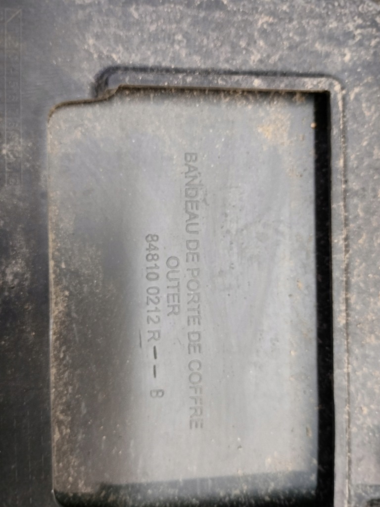 фото №3, Накладка кришки megane iv sedan rpr tylko монтаж