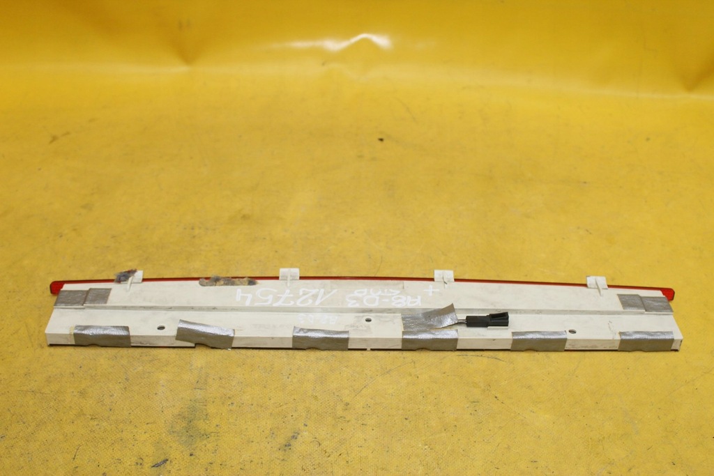 фото №5, Третий свет стоп-сигнал a8 d3 4e0945097