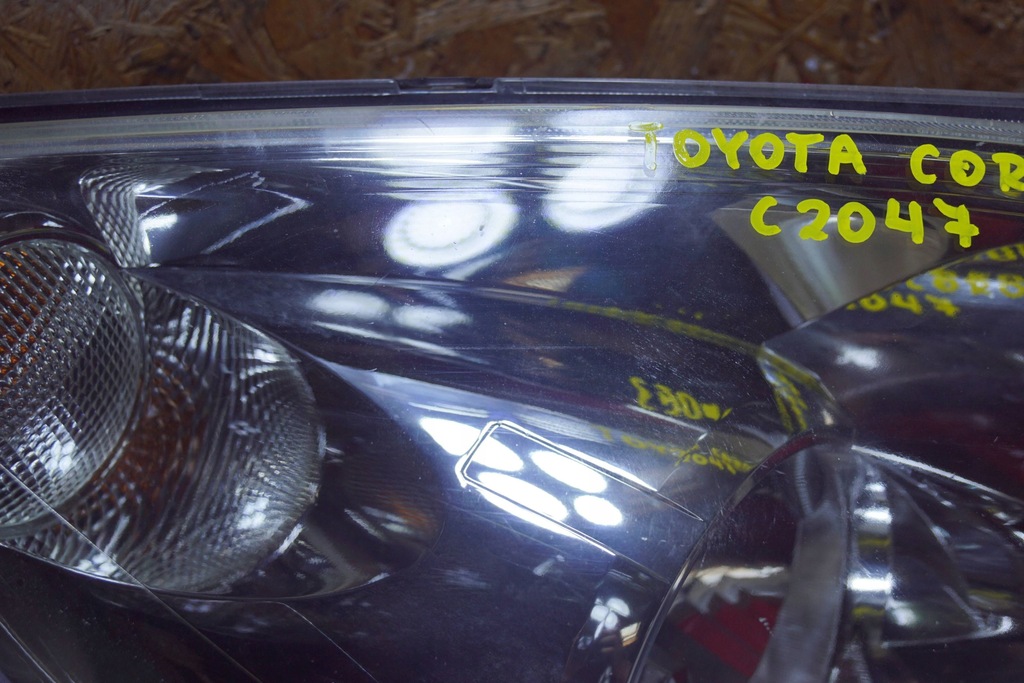 фото №9, Toyota corolla verso ii лампа правий перед c2047
