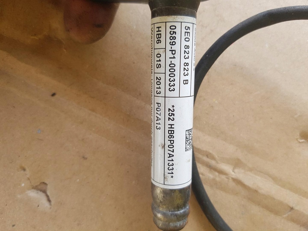 фото №8, Патрон капот skoda octavia iii 5e0823823b