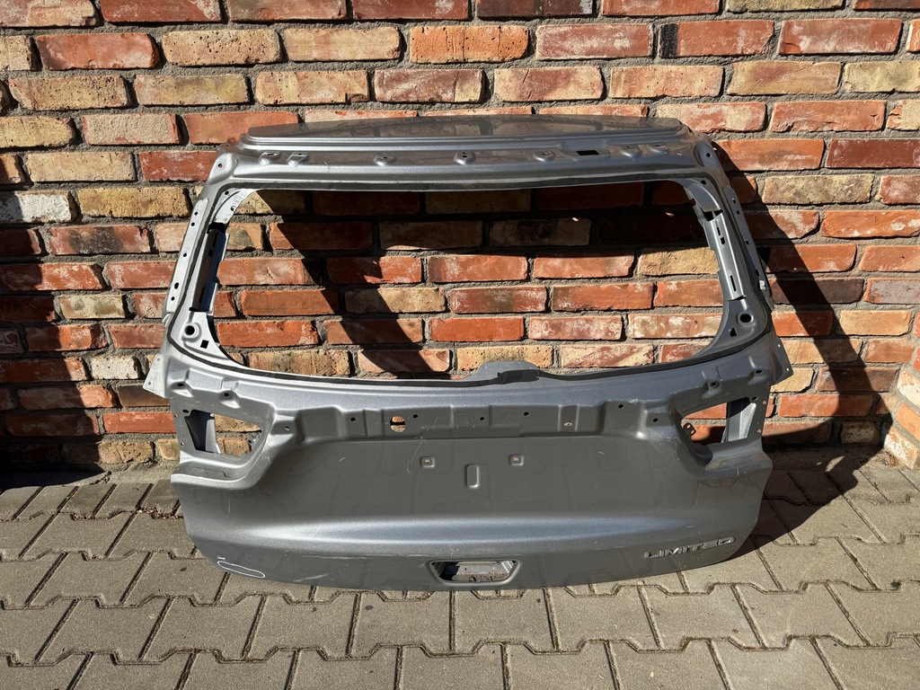 фото №1, Jeep compass ii 2016- крышка багажника задняя giełda poznań