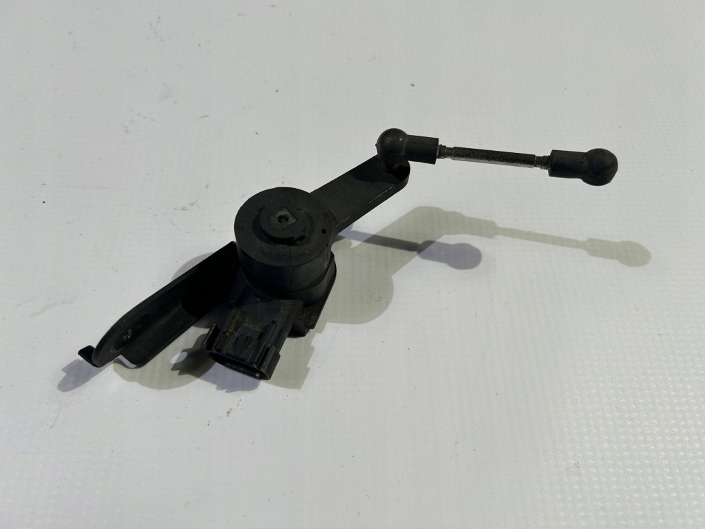 Датчик выравнивание передний левое  подвеска света dodge ram 1500 2019- Недорого