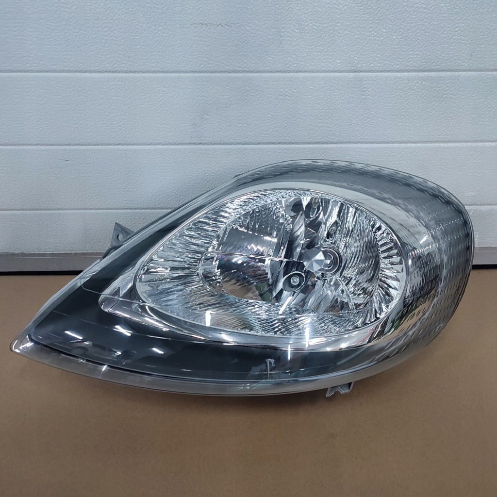 фото №1, Лампа лівий перед vivaro a trafic ii 91165719