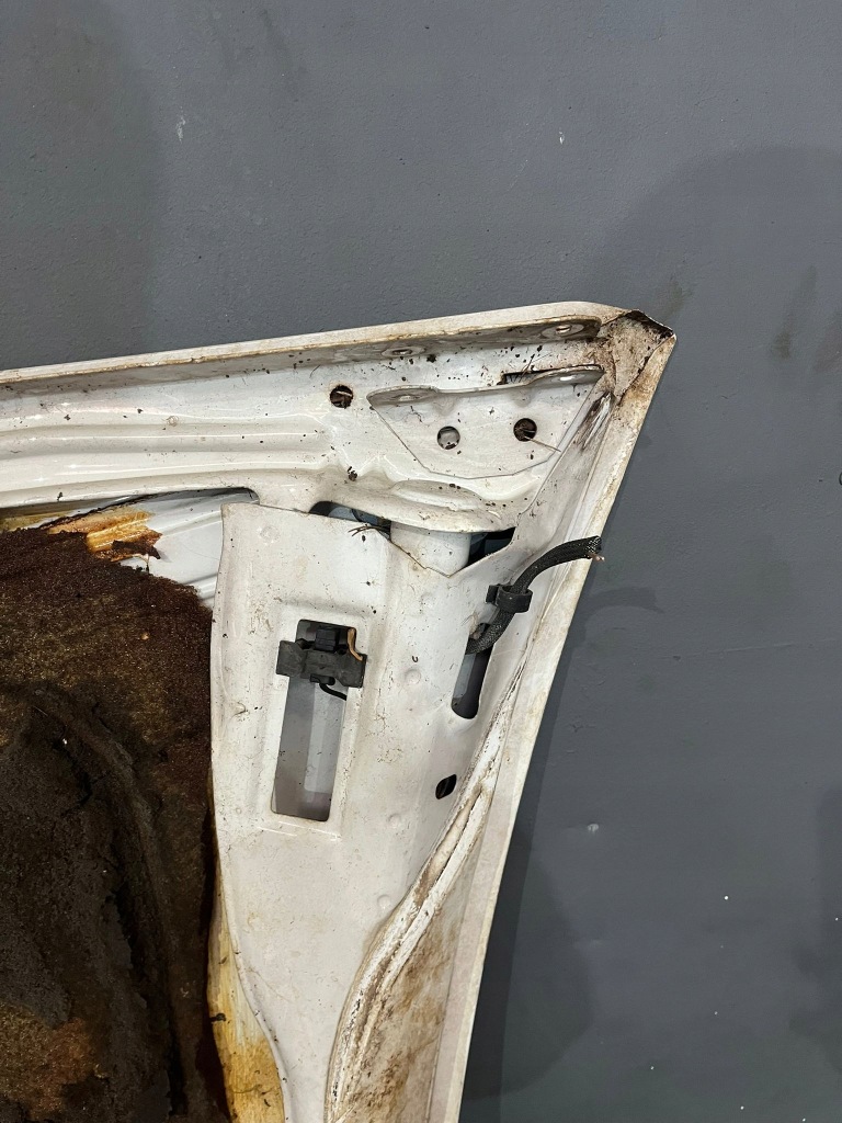 Купить Капот mercedes w201 190e 99