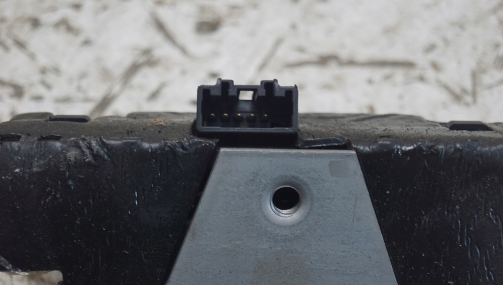 фото №9, Замок кришки багажника задня land rover freelander ii