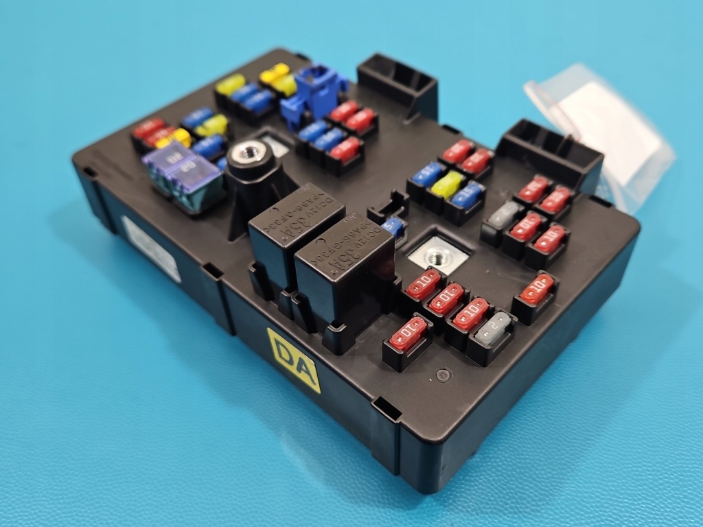 фото №1, Коробка запобіжників opel antara