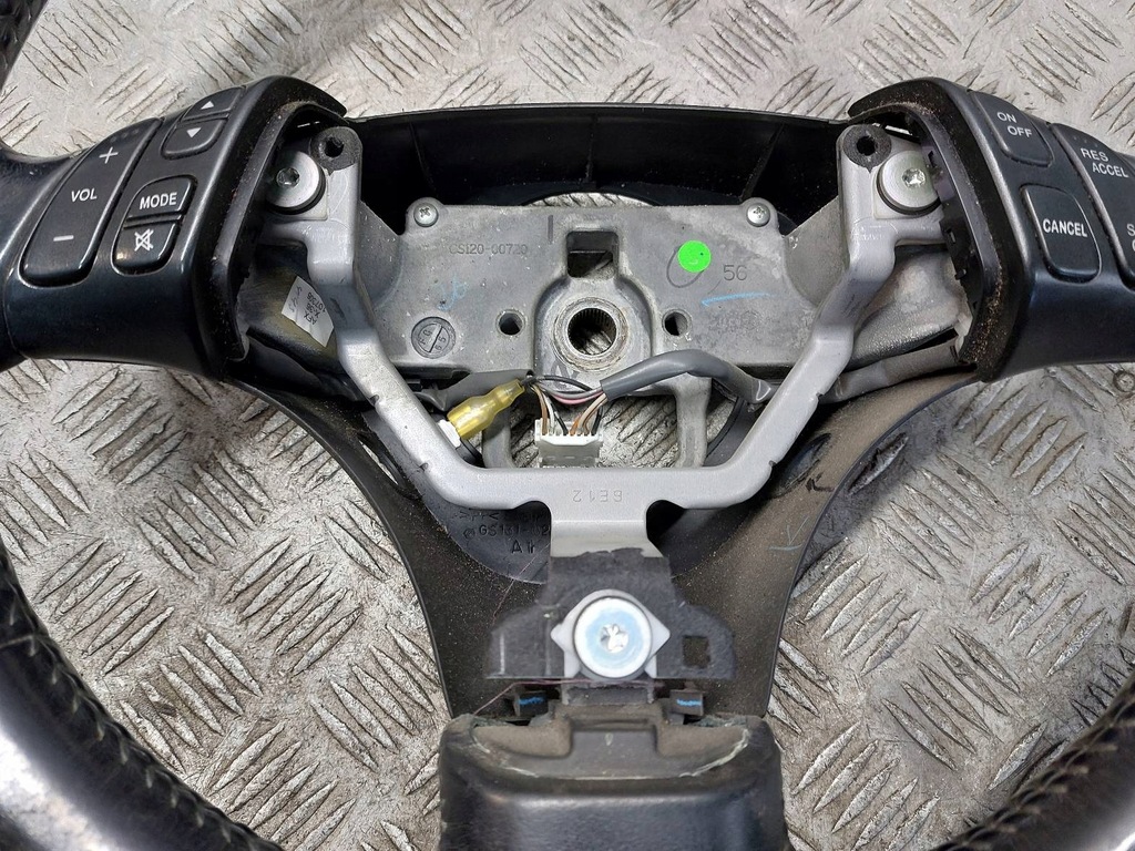 фото №10, Воздуховод + подушка мультифункция mazda 6 i gg gy