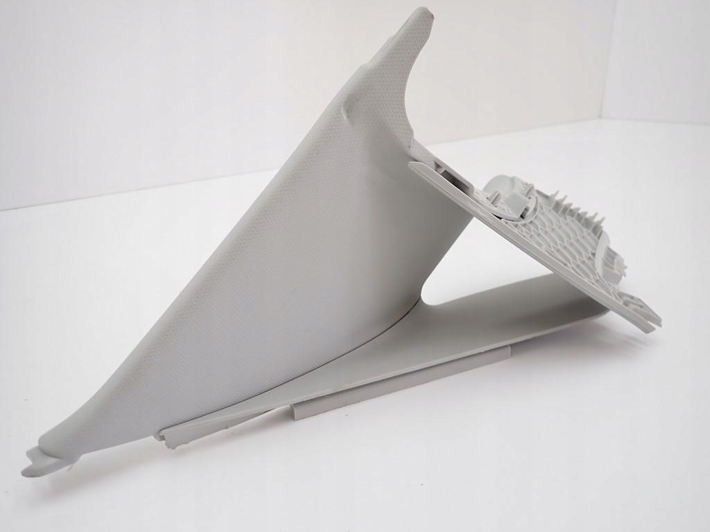 фото №1, Треугольник защита стойка правый перед vw caddy v 2k 2k7 21r