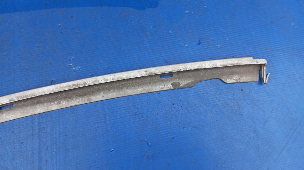 фото №10, Bmw 5 e39 молдинг прокладка фара лампи лівий перед