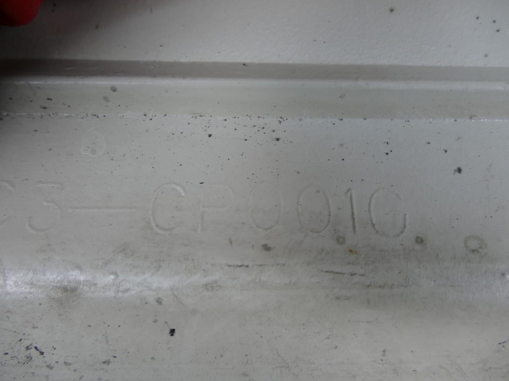 фото №5, Nissan murano z50 пол обшивка багажника резиновый элемент