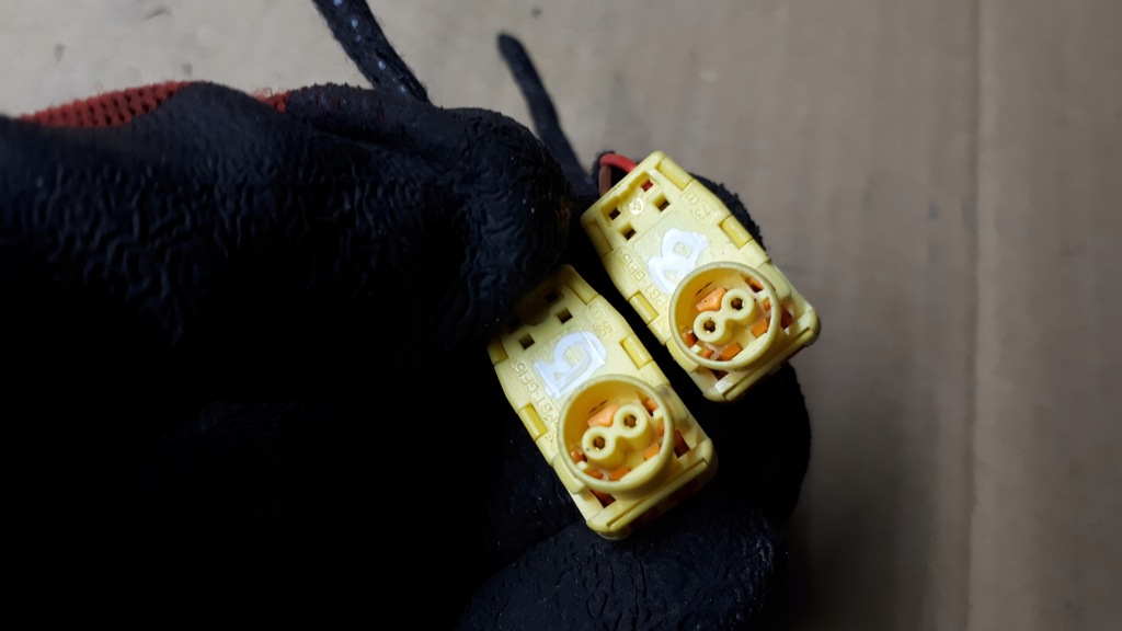 фото №9, A4 b9 lift штекер колодка подушка безопасности 4m1972562b a5 8w