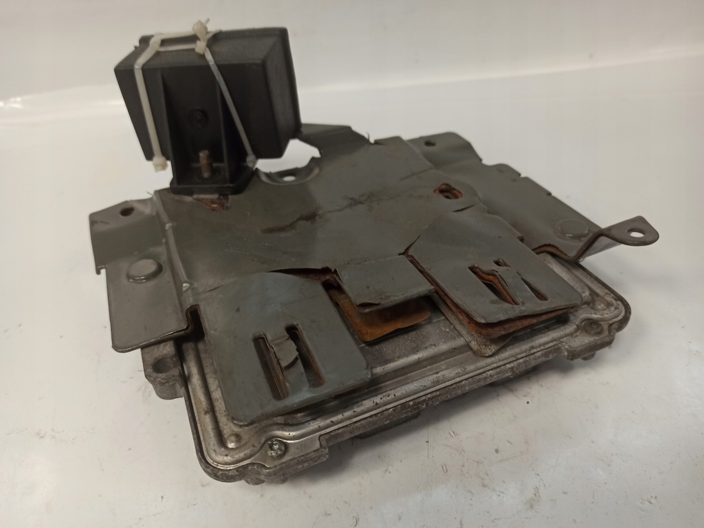 фото №12, Citroen xsara picasso 1.6hdi блок керування двигуна 0281012466 9661773880