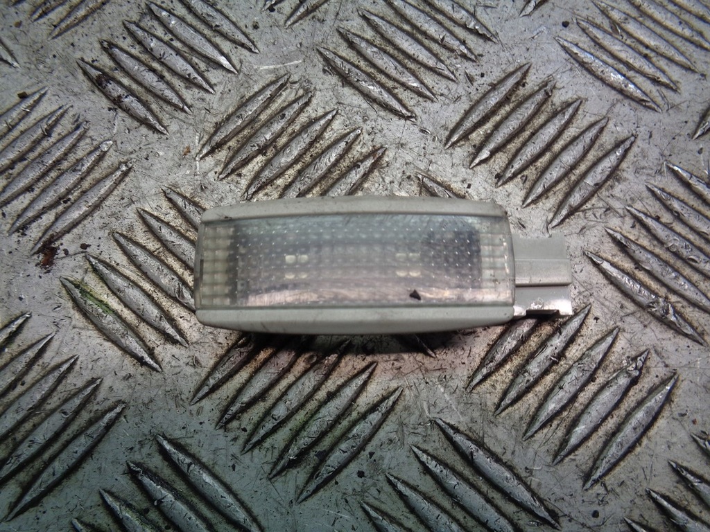 фото №1, Освещение кабины seat leon i 3b0947113