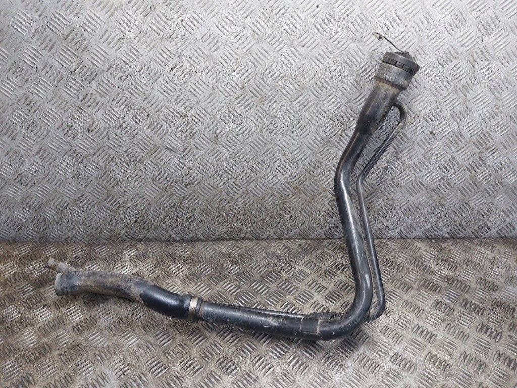 Купити Труба заливна горловина пального toyota yaris 1 бензин