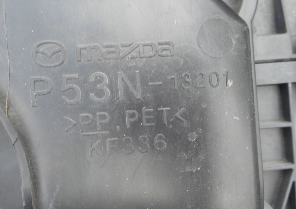 Mazda 2 iii 1.5i корпус фильтра воздуха f5t63271 p53n-13201 с Разборки