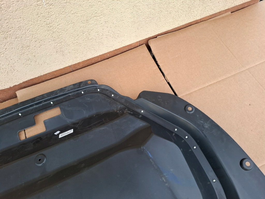 фото №8, Шумоізоляція капот ford mustang e mach оригінал