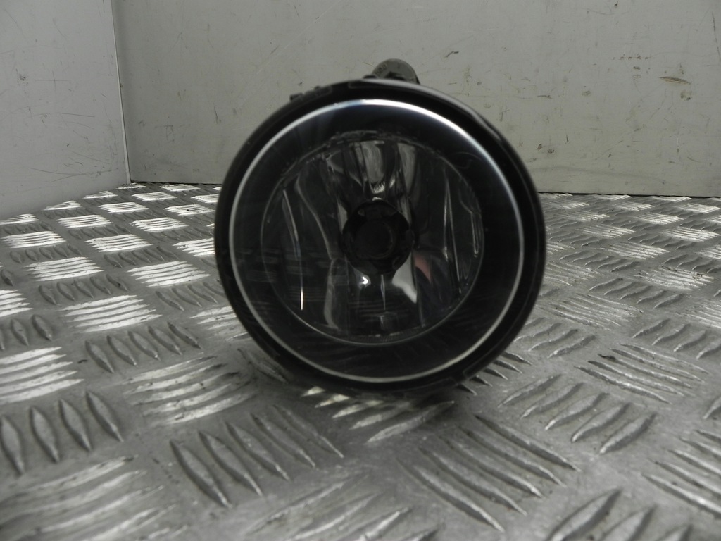 фото №1, Bmw f25 x3 2.0d противотуманная фара правый 7238788