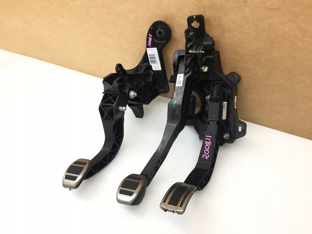 фото №1, Peugeot 2008 ii педаль педалі gaz гальмо зчеплення