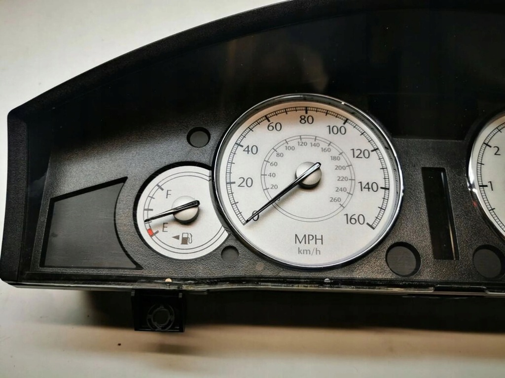 фото №8, Chrysler 300 - 300c 2008 лічильник 04836983aa