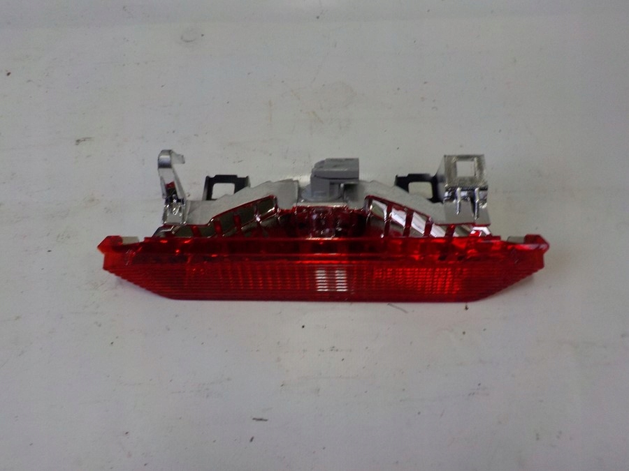 фото №1, Toyota corolla e12 стоп свет стоп-сигнал оригинальный номер